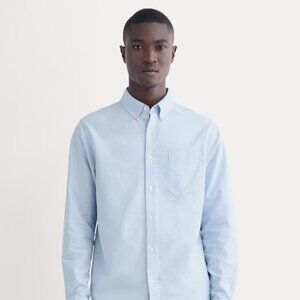 Everlane Men's Classic Oxford Button Up Shirt in Light Blue